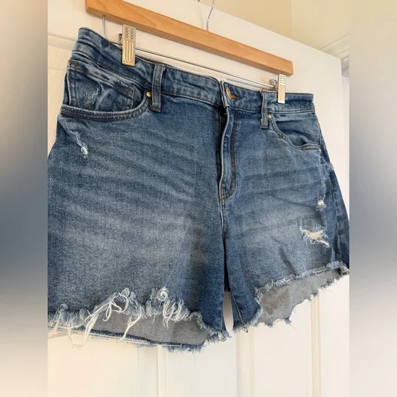 Kut From The Kloth Denim Shorts - Picture 2 of 6